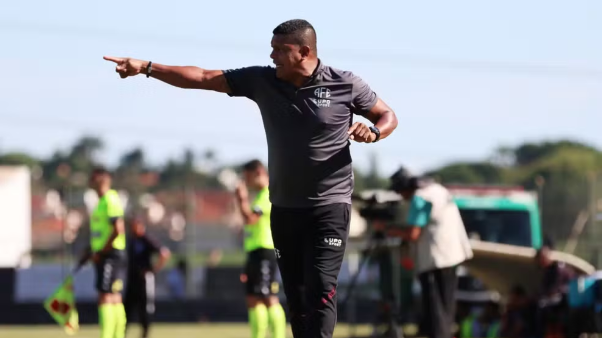 O técnico Alexandre Lopes valorizou o ponto conquistado pela Ferroviária no empate em 1 a 1 pela Série A2; Ferrinha é a sétima colocada na tabela
